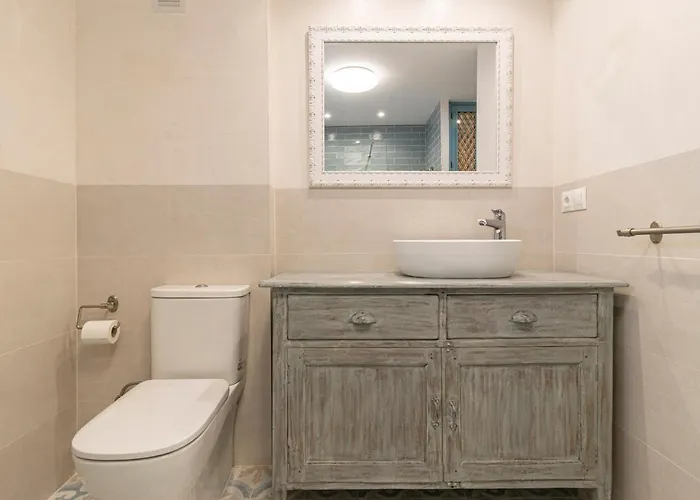 Cathedral Keepers - Exclusive In Jerez Apartmán