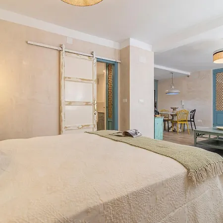 Cathedral Keepers - Exclusive In Jerez جيريز