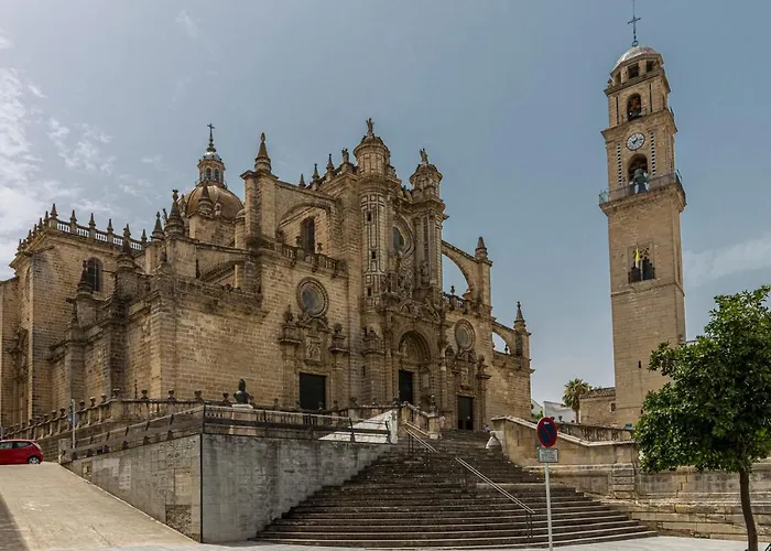 Cathedral Keepers - Exclusive In Jerez Apartment *